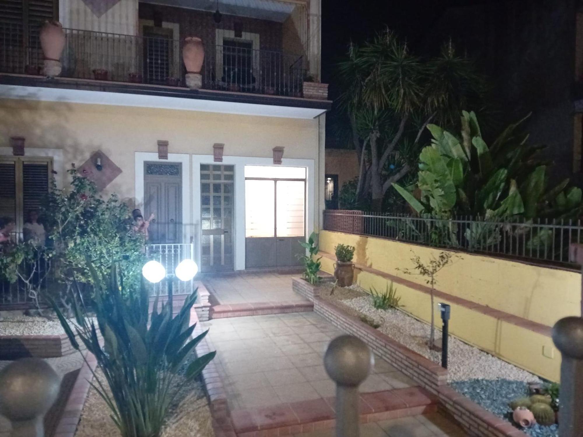 Casa Vacanza ' A Casa Dei Nonni 2 ' Belpasso Eksteriør bilde